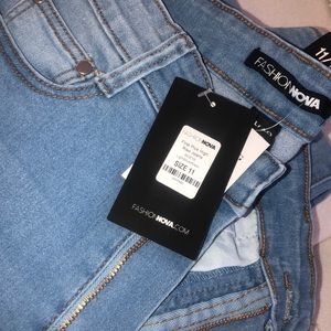 Fashion Nova Jeans ! SIZE 11/12